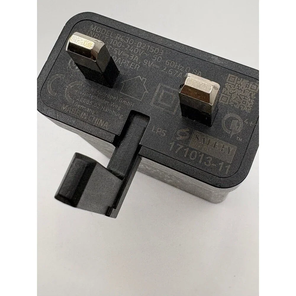 Razer USB-C Power Adapter (Model RC30-021503 - UK Plug Type)